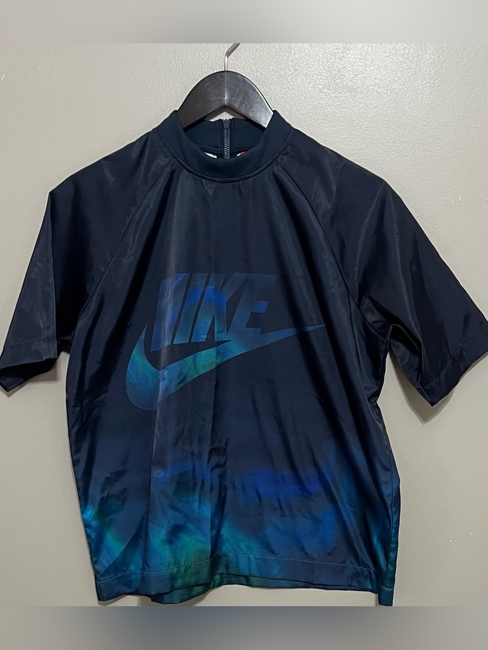 Nike Aurora Borealis tie-dye running training shirt Size Med